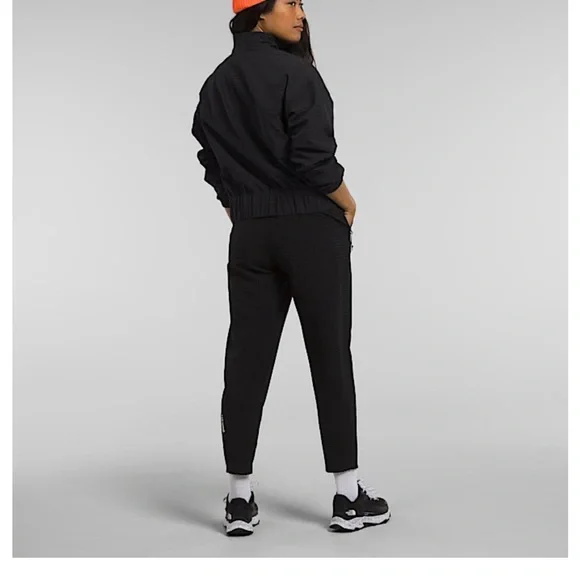 NWT The North Face Black Tekware Grid 1/4 Zip - Picture 5 of 8